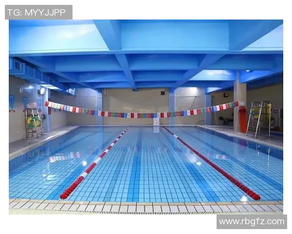 体育总局游泳馆培训项目全面启动助力青少年游泳技能提升与健康成长